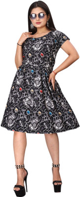 HOUSE OFF COMMON Women A-line Maroon Knee Length Dress