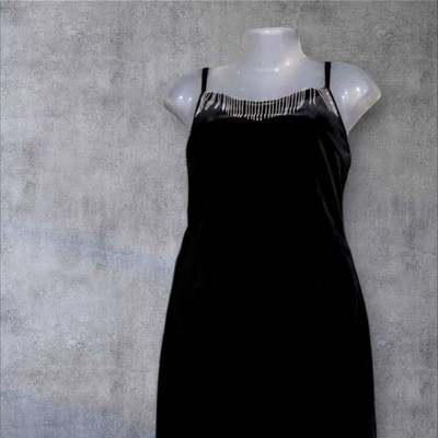 SB Aura Women A-line Black Above Knee/Mid Thigh Length Dress