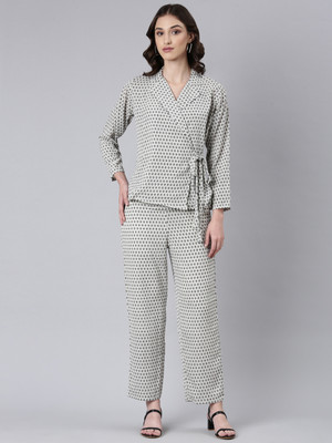 SHOWOFFFF Tshirt Chinos Co-ords Set