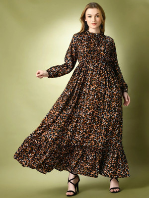 Krunal Raiyani Women Fit and Flare Black Maxi/Full Length Dress