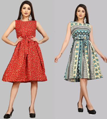 maruti fab Women Fit and Flare Green, Red Knee Length Dress