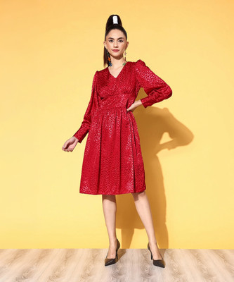 PLUSS Women A-line Maroon Above Knee/Mid Thigh Length Dress
