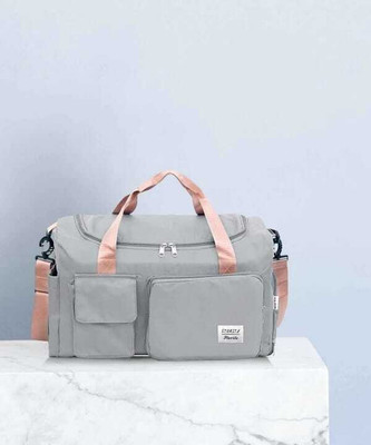 kidsmuch (Expandable) 44 cm Nylon Travel Duffle Bag Gym Duffel Bag