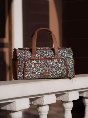 ZOUK FloMotif Weekender Duffel Bag Duffel Without Wheels