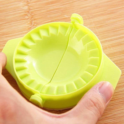 Dwiza Enterprise Dumpling Press(Plastic Multicolor)