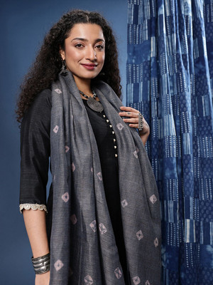 Taavi Cotton Blend Self Design Women Dupatta