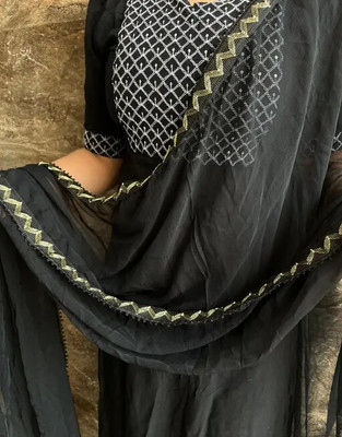 N P ENTERPRISE Chiffon Solid Women Dupatta