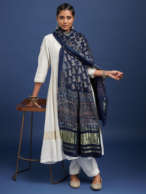 Taavi Silk Blend Printed Women Dupatta