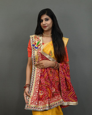 Ranisatiya Creation Georgette Embroidered Women Dupatta