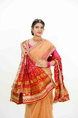 Avilhara Cotton Silk Hand Painted Women Dupatta