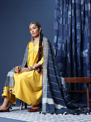 Taavi Linen Blend Striped Women Dupatta