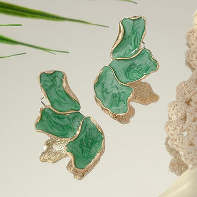 FESTVOGLO Chunky Simple Oil Drip Maple Leaf Stud Earrings . Cubic Zirconia Alloy Stud Earring