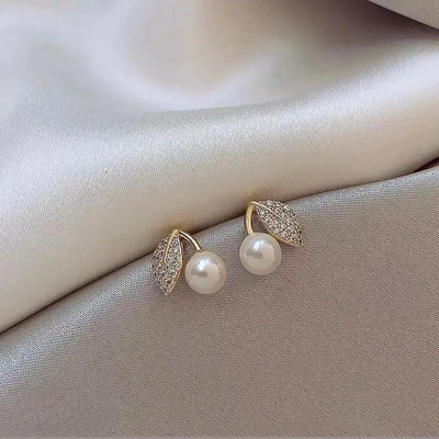 XWING Small And Simple Pack 1 Pearl Gold Earring Set