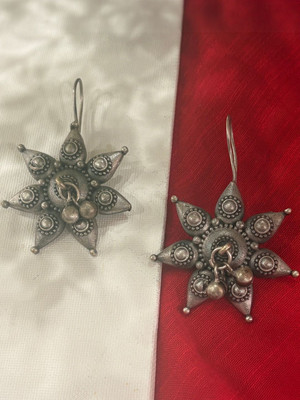 Niska Niska Silver-Plated Floral Shaped Oxidised Drop Earrings Brass Drops & Danglers