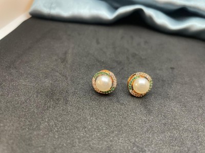 Jihaan Cubic Zirconia & Pearl Stud Earring For Women and Girls Diamond, Pearl Brass Stud Earring