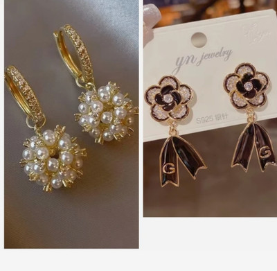 AAVIRA Western Wear Stylish Trending Combo Pack Of 2 Brass
Drops & Danglers Brass Drops & Danglers