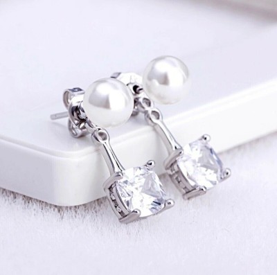 Bling Queen Women's Silver Plated Pearl Crystal Stone Stud Earrings Pearl Metal Stud Earring