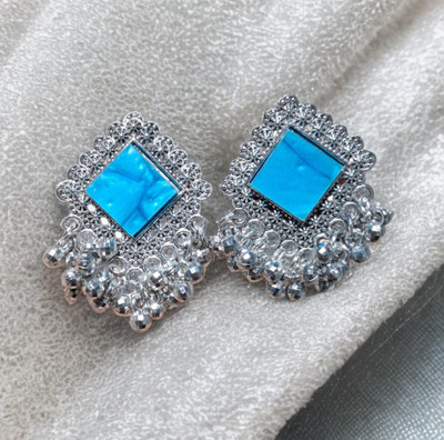 Kavi Traders Collection Square Blue Crystal Alloy Stud Earring