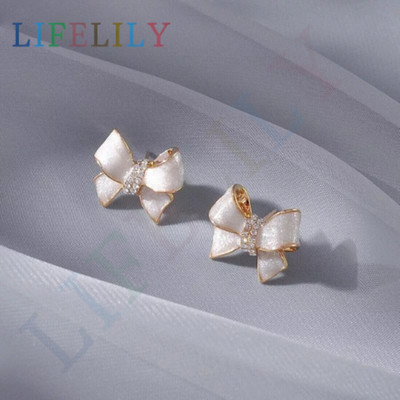 LifeLily Vintage Bloom Stud Earrings For women and Girls Alloy Stud Earring