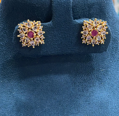 gvg BB-788 Cubic Zirconia Alloy Stud Earring
