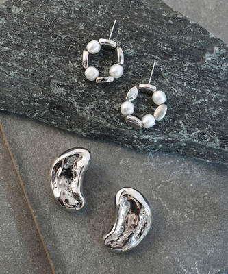 SOHI Set Of 2 Dented-Loop Stud Earrings - Metallic Silver Alloy Earring Set