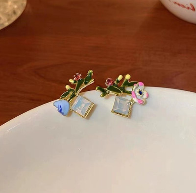 BLINGEE Flower Earrings For Women Floral Earrings For Women Korean Earrings Crystal, Cubic Zirconia, Diamond Alloy Earring Set, Stud Earring