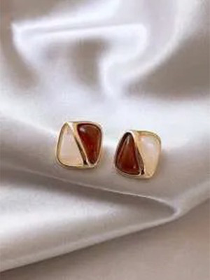 beyter Addison Acrylic Sqaure Gold-Plated Square Studs Stainless Steel Stud Earring