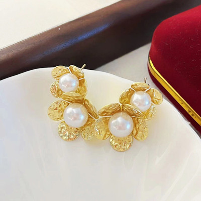 MEENAZ Earrings for women korean earing for girl Moti Ear Ring stylish Western Ear Tops Pearl Gold, Alloy, Mother of Pearl Earring Set, Drops & Danglers