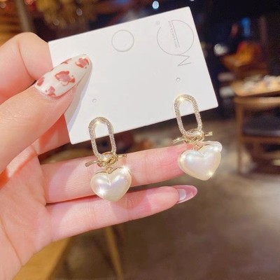 K E JEWELS Earrings for women & Girls Alloy Stud Earring
