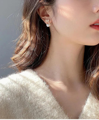 AJS duck Earning Alloy Stud Earring