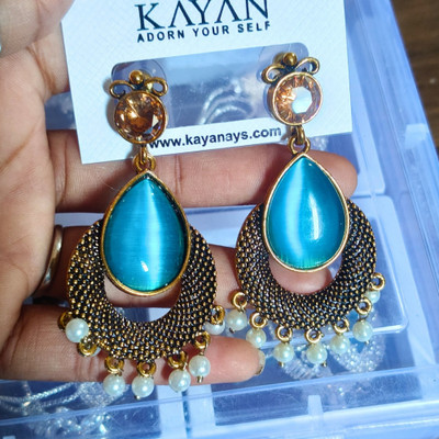 Ratnajori Antique Golden Pearl Drop Earrings,Traditional Chandelier Design (Blue) Beads, Pearl Gold, Alloy Drops & Danglers, Earring Set