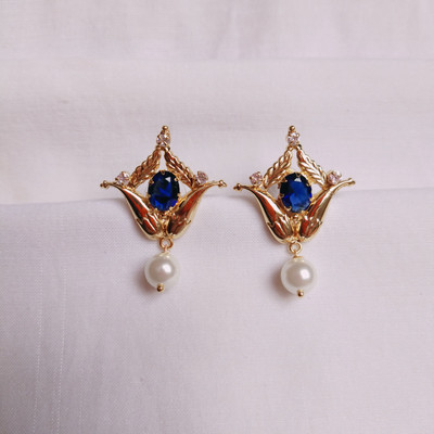 kurdekars divuu blue and white stones fitted earrings Copper Stud Earring