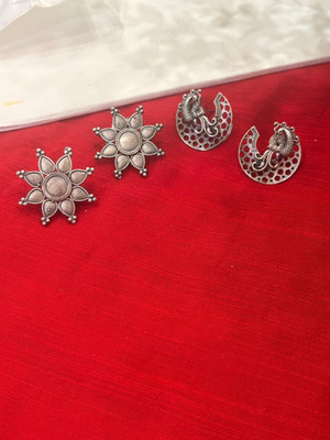 Niska Niska Set Of 2 Silver-Plated Oxidised Floral Shaped Studs Brass Drops & Danglers
