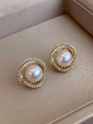Fashion Paradise Trendy Round Stud Korean Earring For Daily Wear Zircon Brass Earring Set