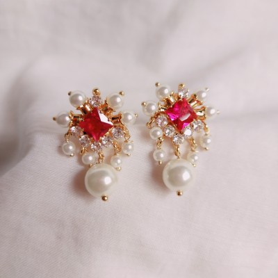 kurdekars divuu red white and pearl fitted earring 101 Copper Stud Earring