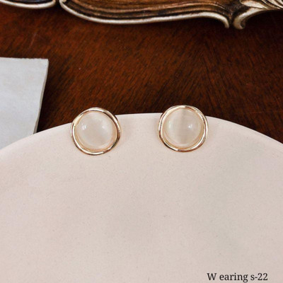 shankhraj mall WOMEN'S EARRING Metal Stud Earring