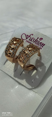 JH JEWELS Rose Gold-Plated Heart Design Hoop Earrings with American Diamonds for Girls Cubic Zirconia Brass Hoop Earring