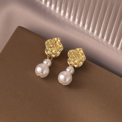 MYKI MYKI Latest Trend Casual Gold Flower Dangle Earring For Women & Girls Alloy Clip-on Earring
