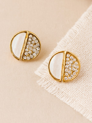 Bohey by KARATCART Elegant Gold-Plated White Marble & Stone-Studded Round Stud Earrings for Women Alloy Stud Earring