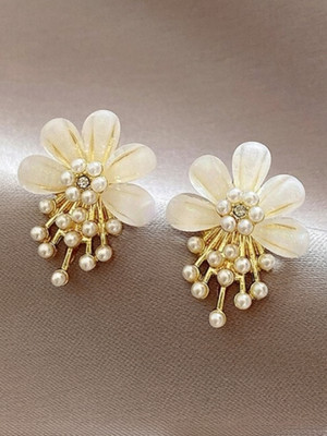 AKISON JEWELS Pearls White Flower For Women Floral Korean Crystal, Diamond, Cubic Zirconia Alloy Earring Set, Stud Earring