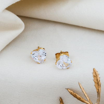queralt Minimalist Gold Tone Small Heart Solitaire Stud Earrings Stainless Steel Stud Earring