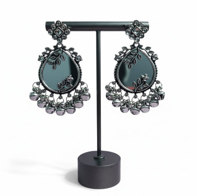 queenora ERDGSL78 Crystal Alloy Chandbali Earring