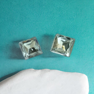 WHIMSY AND GEMS 12-Star Earrings Stone Stud Earring