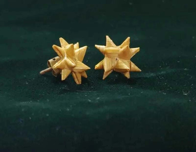 ANIBOO STAR STUD EARRING Wood Stud Earring