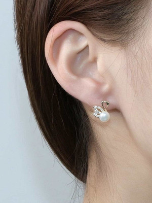 VAGHBHATT Gold-Plated Pearl Beaded Studs Enamel Hoop Earring