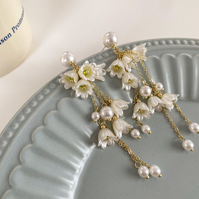 Tiso Gorgeous White Flower n Pearl Tassel Korean earrings Pearl Alloy Tassel Earring