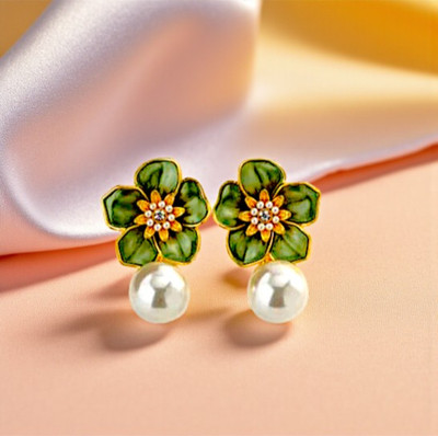 Freebies Pearl Shine Elegance Metal Drops & Danglers