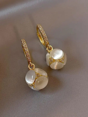 Mellisea New Fashionable Trendy korean Design Earring For Girls & Women Cubic Zirconia, Diamond, Opal Alloy Clip-on Earring, Hoop Earring, Huggie Earring, Jhumki Earring, Earring Set