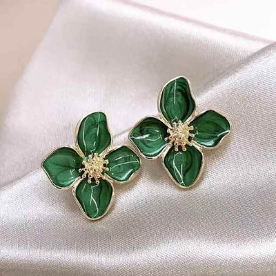 Miraya Green Emerald Petal Glow Stud Earrings Alloy Stud Earring