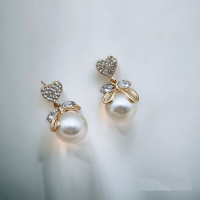 AVR JEWELS New Korean Gold Plated Rhinestone Heart Faux Pearl Decor Earrings Alloy Drops & Danglers